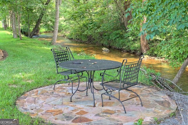 153 Falls Creek Dr, Hiawassee, GA 30546 - view of patio with outdoor dining space