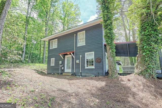 view of front of home with entry steps