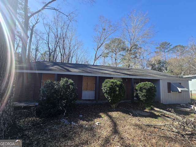 view of front of property with brick siding