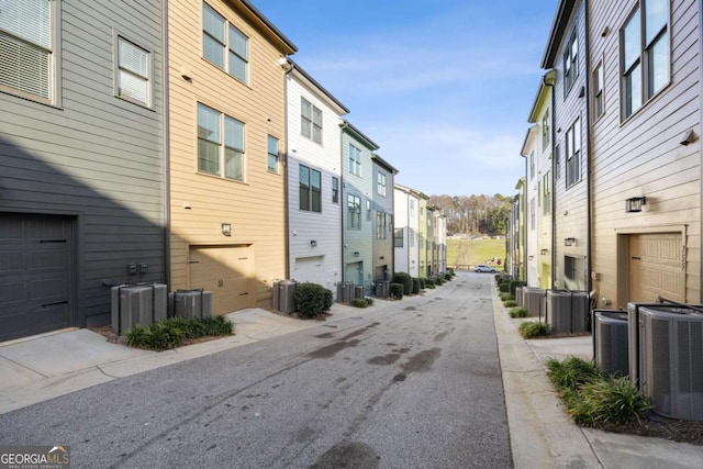 view of street featuring a residential view