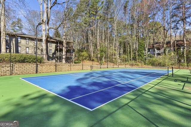 2701 Cumberland Ct SE, Smyrna, GA 30080 - view of sport court with fence
