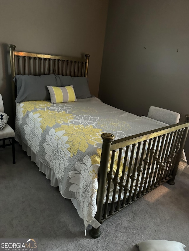 bedroom featuring carpet floors