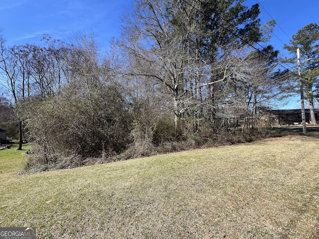 Listing photo 2 for 131 Bradley Cir, Barnesville GA 30204