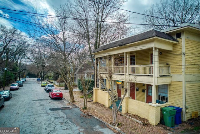345 Loomis Ave, Atlanta, GA 30312 - view of side of home with a balcony