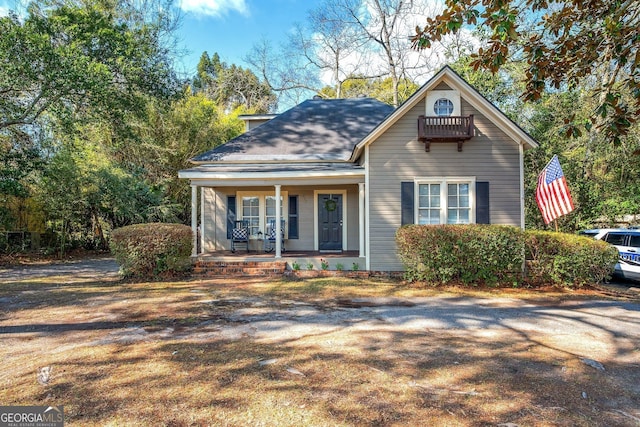 view of front of home with covered porch