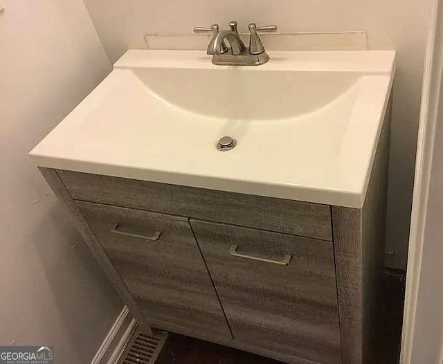 bathroom featuring vanity