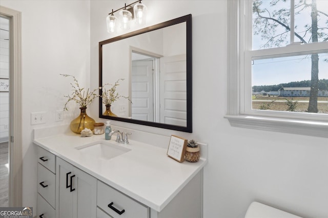 bathroom with vanity