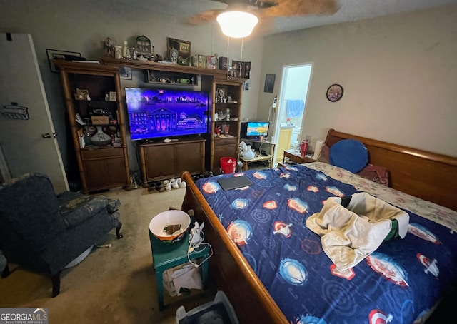 bedroom with a ceiling fan