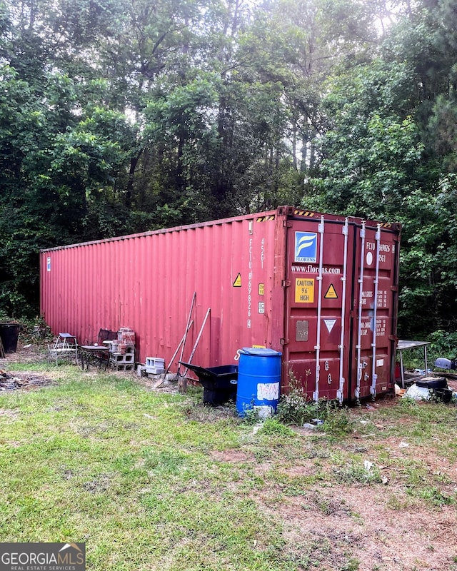 view of outbuilding