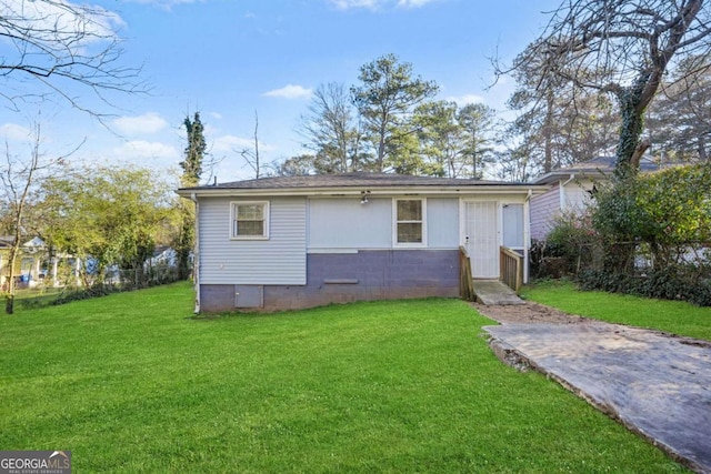 391 Mount Zion Rd SW, Atlanta, GA 30354 - ranch-style house featuring fence and a front lawn