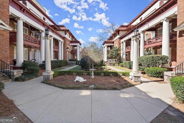 view of home's community with a residential view