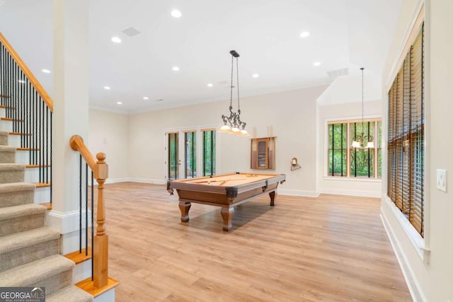 recreation room with light wood finished floors, billiards, baseboards, visible vents, and recessed lighting