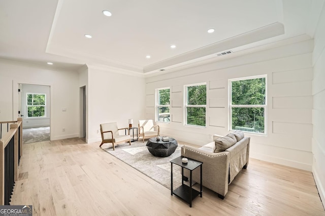 unfurnished room featuring recessed lighting