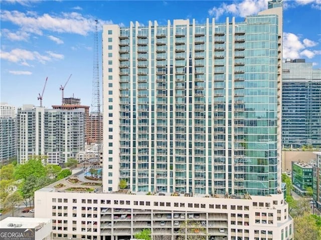 Listing photo 2 for 860 Peachtree St NE Unit 1502, Atlanta GA 30308