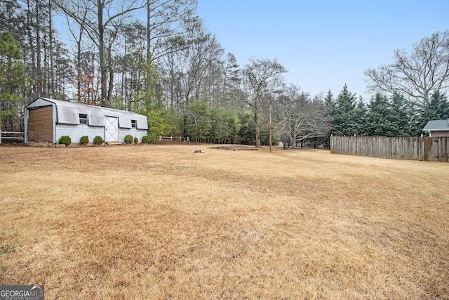 view of yard featuring fence