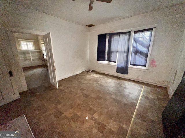 unfurnished bedroom with ceiling fan