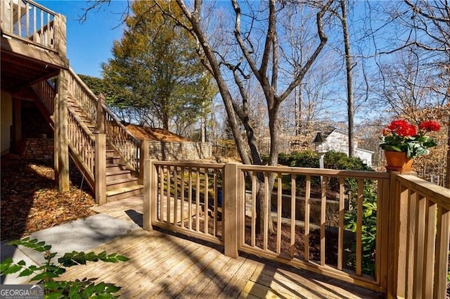 deck with stairs