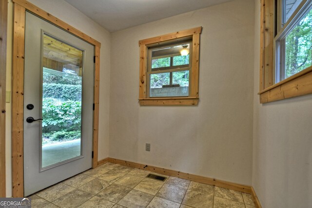 658 Dover Falls Trl, Ellijay, GA 30540 - view of basement