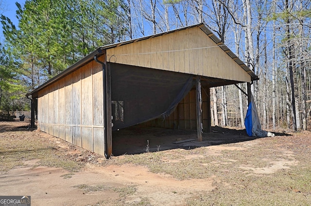 view of outdoor structure featuring a carport