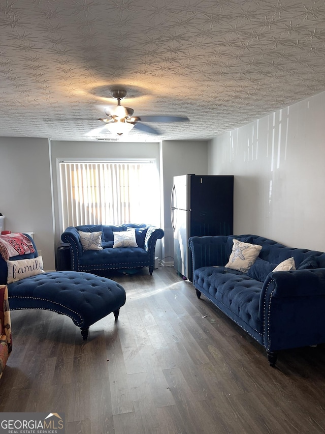 living room featuring wood finished floors