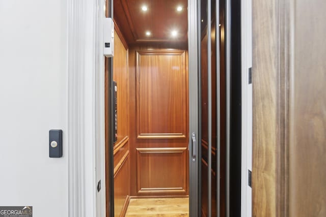 440 Belada Blvd, Sandy Springs, GA 30342 - elevator featuring wood finished floors and recessed lighting