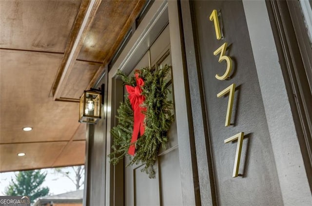 details featuring stucco siding