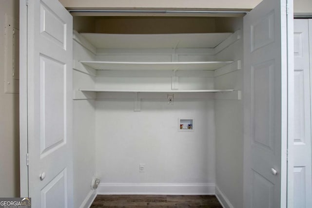 laundry room with laundry area, baseboards, dark wood-style floors, and washer hookup