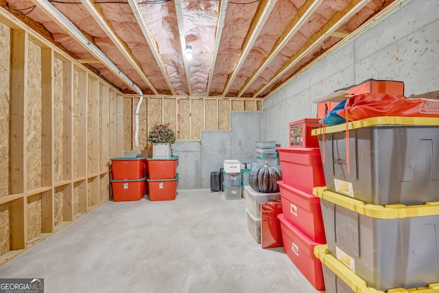 view of unfinished basement