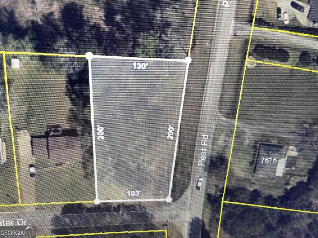 8758 Daerwater Dr, Winston, GA 30187