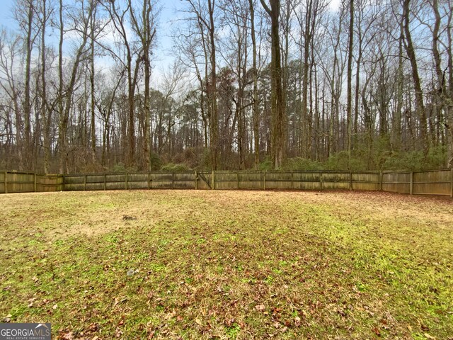 641 Morningside Dr, Stockbridge, GA 30281 - view of yard with a fenced backyard