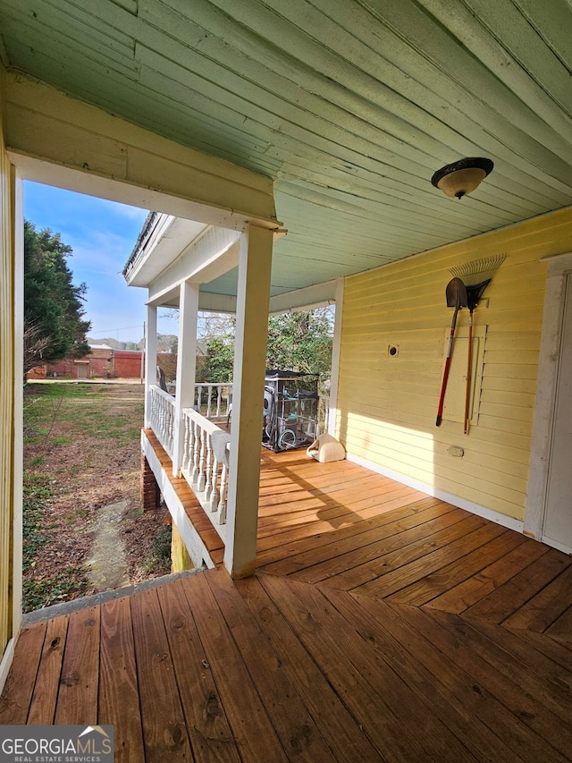 view of wooden deck