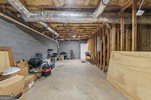 view of unfinished basement