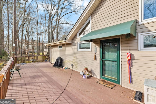 82 Swan Ave, Newnan, GA 30263 - view of wooden terrace