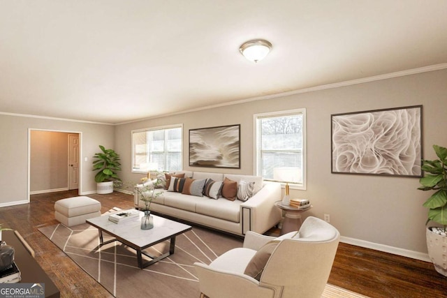 living room featuring dark wood-style floors, a healthy amount of sunlight, and baseboards