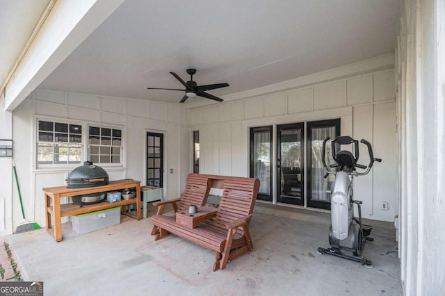 view of patio featuring a ceiling fan