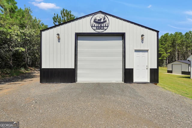 detached garage with driveway