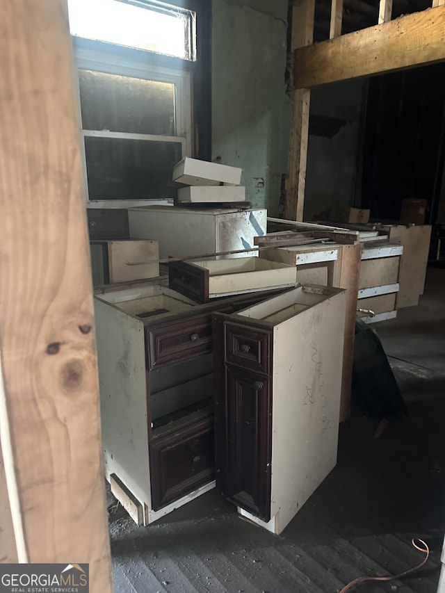 kitchen featuring wood finished floors