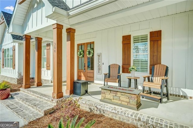 view of patio featuring covered porch