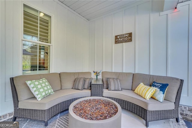 view of patio featuring an outdoor living space