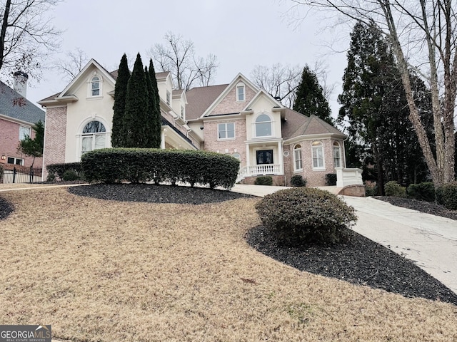 view of front facade with brick siding