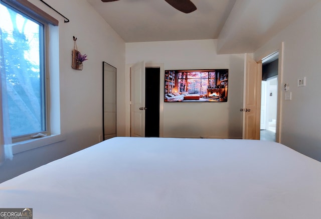 bedroom with a ceiling fan