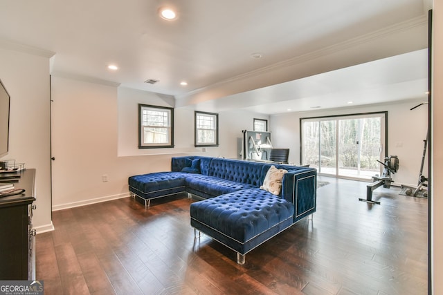 living area with crown molding, dark wood-style flooring, recessed lighting, and baseboards