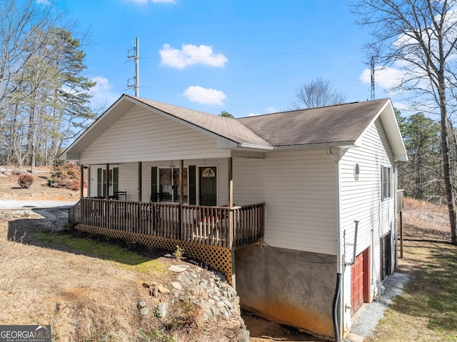 view of front facade featuring covered porch