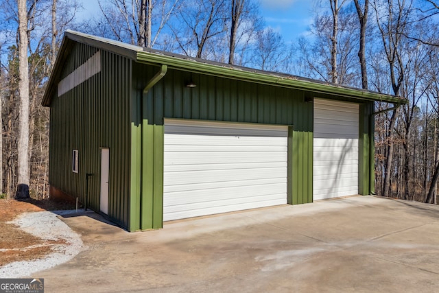 view of detached garage