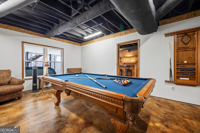 rec room with billiards