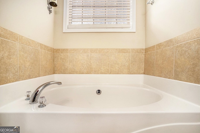 8000 Abington Dr, Locust Grove, GA 30248 - full bathroom with a bath