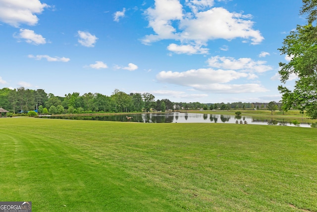 view of yard with a water view