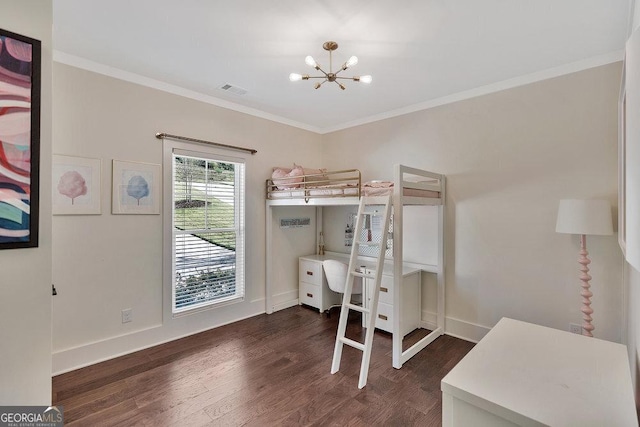 bedroom featuring crown molding, visible vents, dark wood-type flooring, a chandelier, and baseboards