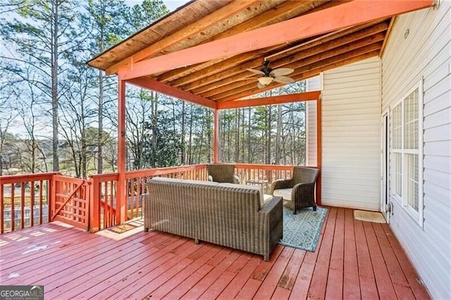 deck with a ceiling fan