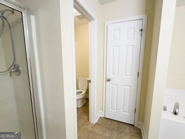 full bath with a bath, visible vents, a stall shower, and toilet